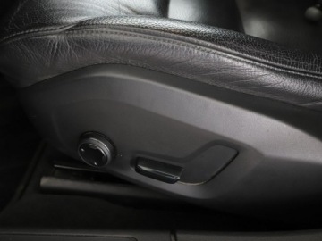 Volvo V90 II Kombi 2.0 D3 150KM 2017 Volvo V90 automat skóra full LED navi klim auto, zdjęcie 32