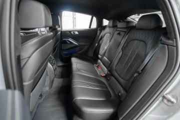 BMW X6 G06 SUV Facelifting 3.0 40i 381KM 2024 BMW X6 40i 381KM MSport. Pneumatyka, Hak, Head-Up., zdjęcie 24