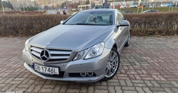 Mercedes Klasa E W212 Coupe 200 CGI BlueEFFICIENCY 184KM 2011 Mercedes-Benz Klasa E Wzorowy E 200 Coupe - 118 Tkm - Bezwypadkowy 1.8