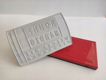 Очень большая марка 190x120 мм, традиционная марка с текстом ВАШЕГО ЛОГОТИПА.