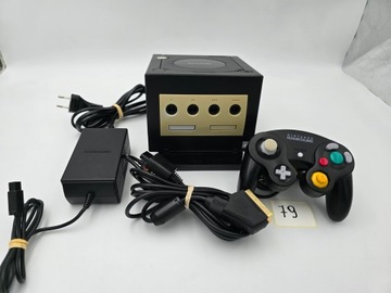 КОНСОЛЬ NINTENDO GAMECUBE DOL-001 PAL ЧЕРНАЯ + ОРИГИНАЛЬНЫЕ АКСЕССУАРЫ