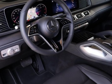Mercedes GLE V167 SUV Facelifting 2.0 300d 269KM 2026 MERCEDES-BENZ GLE 300 d 4-Matic AMG Line 2.0 (269KM) 2026, zdjęcie 5