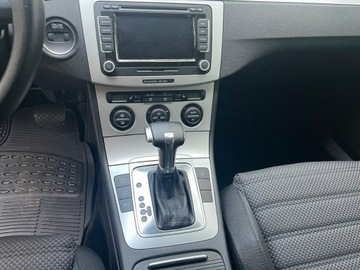 Volkswagen Passat B7 Variant 1.8 TSI 160KM 2010 Volkswagen Passat kombi, zdjęcie 29