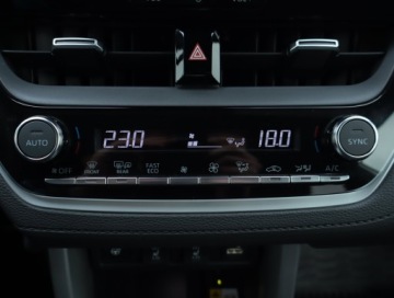 Toyota Corolla Verso AR10 2022 Toyota Corolla Cross 2.0 Hybrid 2WD, Salon Polska, zdjęcie 12