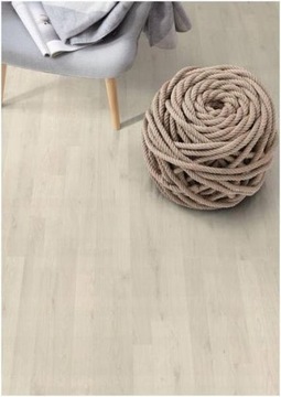 Tani Panel Podłogowy EGGER Dąb EPL093 aż 2.5m2