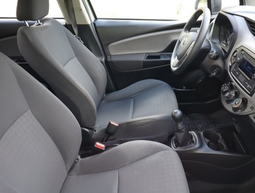 Toyota Yaris III 2018 Toyota Yaris 1.0 VVT-i, Salon Polska, zdjęcie 8