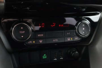 Mitsubishi Eclipse Cross SUV 1.5 T 163KM 2019 Mitsubishi Eclipse Cross 1.5 T-MIVEC, Automat, zdjęcie 15