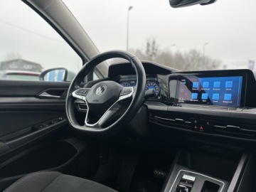Volkswagen Golf VIII Variant 1.5 eTSI 150KM 2022 Volkswagen Golf APP!Tempomat ACC!Ambiente!Podgrzew, zdjęcie 16