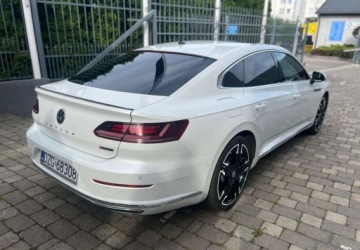 Volkswagen Arteon Fastback 2.0 TSI 280KM 2018 Volkswagen Arteon Volkswagen Arteon 2.0 TSI 4Motion R-Line DSG 2.0 Benzyna, zdjęcie 3