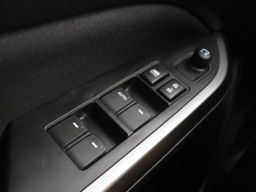 Suzuki Vitara III SUV Facelifting 1.4 BoosterJet 140KM 2019 Suzuki Vitara 1.4 BoosterJet, Salon Polska, zdjęcie 15