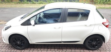 Toyota Yaris III Hatchback 5d Facelifting 2017 1.5 Hybrid 100KM 2018 TOYOTA YARIS HYBRYDA, zdjęcie 5