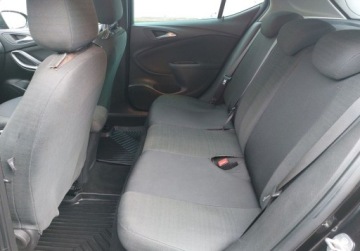 Opel Astra J GTC 1.6 CDTI Ecotec 110KM 2016 Opel Astra K 2016 1.6 Diesel 110KM, zdjęcie 7