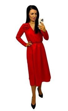 Sukienka midi z kopertowym dekoltem zdobiona różą, długość 7/8 czerwona M