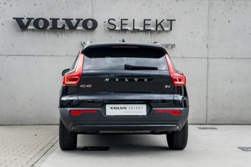 Volvo XC40 Crossover Facelifting 2.0 B4 197KM 2024 Volvo XC 40 B4 197 KM Ultra Dark Mild Hybrid, zdjęcie 4