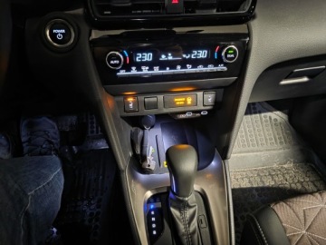 Toyota Yaris IV Cross Facelifting 1.5 Hybrid Dynamic Force 130KM 2025 Toyota Yaris Cross Hybrid 1.5 Executive 2025 gwarancja cesja leasingu, zdjęcie 12