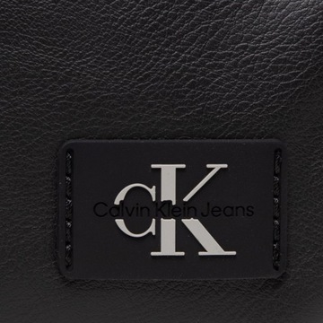 CALVIN KLEIN TORBA LISTONOSZKA TAGGED BLACK