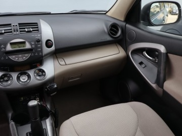 Toyota RAV4 III MPV 2.0 i 16V 152KM 2007 Toyota RAV 4 2.0 VVT-i, Salon Polska, GAZ, 4X4, zdjęcie 7