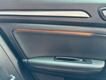 Renault Megane IV Grandtour Facelifting 1.3 TCe 140KM 2020 Renault Megane 1.3 140 KM Automat BOSE Kamera, zdjęcie 17