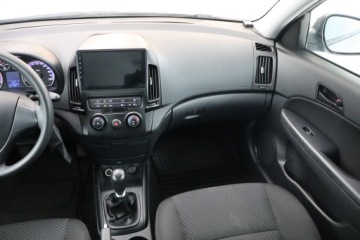 Hyundai i30 I Hatchback 1.4 109KM 2010 Hyundai i30 1.4 CVVT, Salon Polska, Klima,ALU, zdjęcie 7