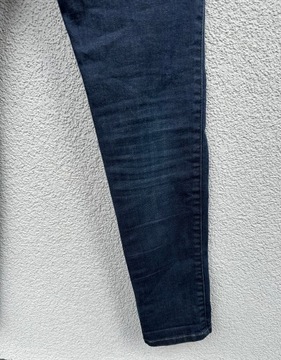 Diesel Skinzee-low W27 L30 stylowe spodnie jeansowe damskie