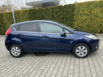 Ford Fiesta VII Hatchback 5d 1.6 Duratorq TDCi DPF 95KM 2010 Ford Fiesta 1.6 TDCi zadbana, zdjęcie 2