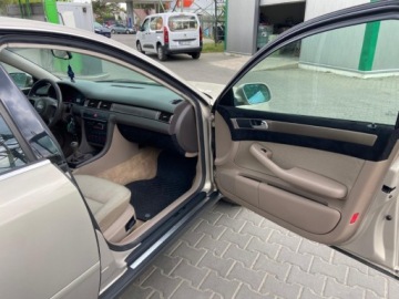 Audi A6 C5 Sedan 2.4 V6 165KM 1999 Audi A6 Limousine 2.4 V6 Bezwypadkowa Czujniki Parkowania Manual Klimatoni, zdjęcie 28