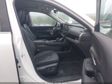 Toyota 2024 Toyota Grand Highlander Hybrid XLE 2024 2.5l 2.5 Hybryda 186KM, zdjęcie 9