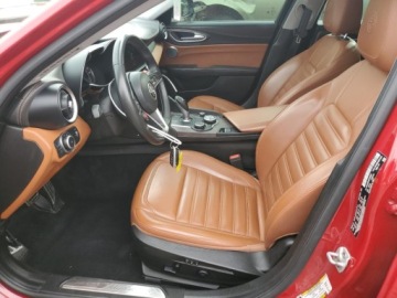 Alfa Romeo Giulia II Sedan 2.0 TBi 280KM 2019 Alfa Romeo Giulia Ti 2019 2.0l 2.0 Benzyna 280KM, zdjęcie 7