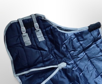 ИЗОЛИРОВАННЫЙ СТАБИЛЬНЫЙ ТРАНСПОРТНЫЙ КОВРИК 155