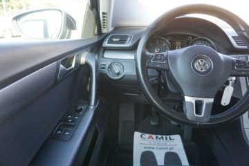 Volkswagen Passat B7 Limousine 2.0 TDI CR DPF BlueMotion 140KM 2011 Volkswagen Passat Sedan 2.0 TDi 140KM, zadbany,, zdjęcie 17