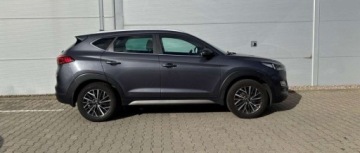 Hyundai Tucson III SUV Facelifting 1.6 GDi 132KM 2019 Hyundai Tucson Style salon PL Niski przebieg 1.6 Benzyna 132KM, zdjęcie 3