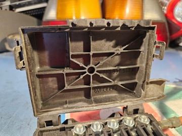 Блок предохранителей VW TRANSPORTER T4 7D0937550A