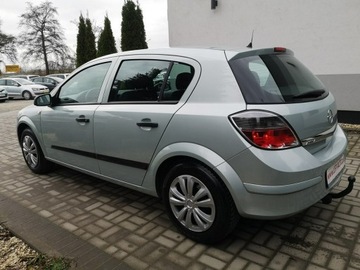 Opel Astra J Hatchback 5d 1.6 Twinport ECOTEC 115KM 2009 Opel Astra 1.6 16V 116KM Klimatyzacja Elektryka, zdjęcie 8