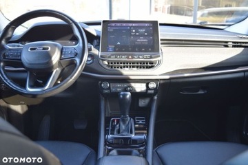 Jeep Compass II SUV Facelifting 1.5 MHEV T4 130KM 2022 Jeep Compass 1.5 GSE T4 e-Hybrid Limited Alpine Full LED Kamery 360 ACC Cz, zdjęcie 29