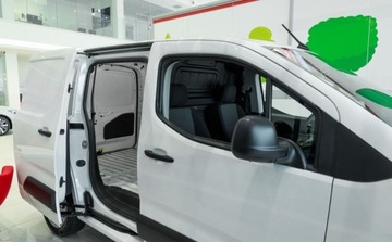 Toyota 2022 Toyota Proace City City 1.5 D-4D Standard 2,3t Active 1.5 Diesel 102KM, zdjęcie 13