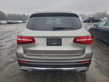 Mercedes GLC C253 2019 Mercedes-Benz GLC 2019 r., 2,0L 300 4 MATIC 2.0 Benzyna 241KM, zdjęcie 4