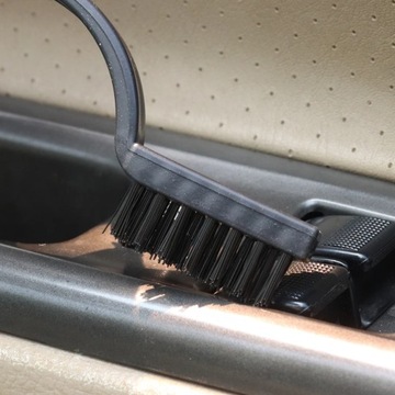 Набор из 3 многофункциональных проволочных щеток для чистки и полировки.