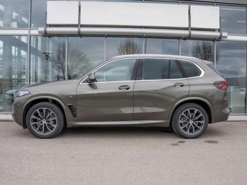 BMW X5 G05 SUV Facelifting 3.0 30d 298KM 2025 BMW X5 xDrive30d Sport Suv 3.0 (298KM) 2025, zdjęcie 1