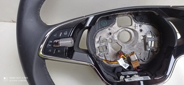 OCTAVIA IV 20- МНОГОФУНКЦИОНАЛЬНОЕ РУЛЕВОЕ КОЛЕСО 5E3419093AE