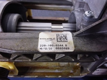 BMW 5 F10 F11 SLOUPEC VOLANT 6795346