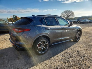 Alfa Romeo Stelvio SUV Facelifting 2.0 Turbo 280KM 2022 Alfa Romeo Stelvio TI 2022 2.0 Benzyna 280KM, zdjęcie 3