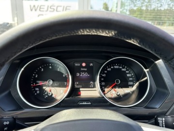 Volkswagen Tiguan II SUV Facelifting 1.5 TSI 130KM 2021 Volkswagen Tiguan Serwis ASO Asystenci GWARANCJA!, zdjęcie 15