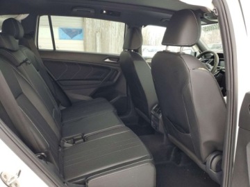 Volkswagen Tiguan III 2024 Volkswagen Tiguan Se R-Line Black 2024 2.0 Benzyna 184KM, zdjęcie 11