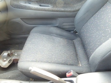 COLT V SEDADLO PŘEDNÍ PRAVÝ SPOLUJEZDCE STOJAN HB 3D