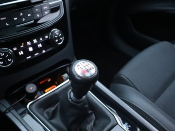 Peugeot 508 I SW Facelifting 2.0 BlueHDi 150KM 2016 Peugeot 508 2.0 BlueHDi, Skóra, Navi, Klima, zdjęcie 12