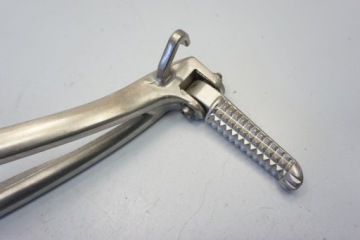 YAMAHA YZF-R6 RJ05 RJ09 03-05 КОМПЛЕКТ ПОДНОЖКИ ЛЕВАЯ ЗАДНЯЯ