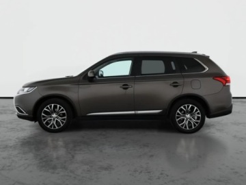 Mitsubishi Outlander III SUV Facelifting 2017 2.0 150KM 2017 Mitsubishi Outlander 2.0, Salon Polska, zdjęcie 2