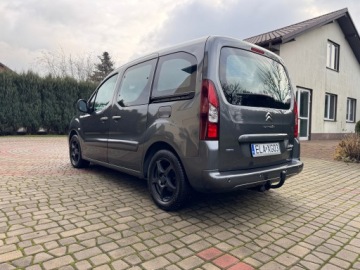 Citroen Berlingo II Combi Facelifting 2015 1.6 BlueHDi 100KM 2015 Citroen Berlingo Citroen Berlingo II (2008 - 2018) 1.6 1.6 Diesel 99KM, zdjęcie 21