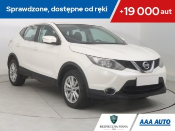 Nissan Qashqai II Crossover 1.2 DIG-T 115KM 2014 Nissan Qashqai 1.2 DIG-T, Salon Polska
