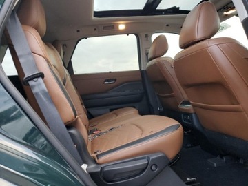 Nissan Pathfinder III 2022 Nissan Pathfinder Platinum 2022 3.5l 3.5 Benzyna 284KM, zdjęcie 11